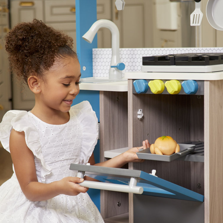 Little tikes sales premium wooden kitchen